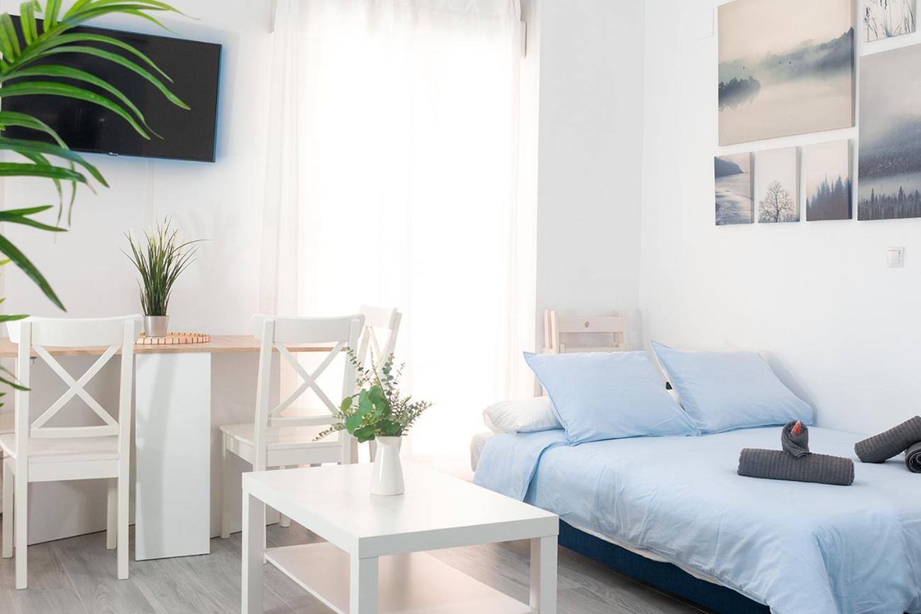 Old Town 1 Bedroom, 1 Bathroom, Wifi * Sewilla